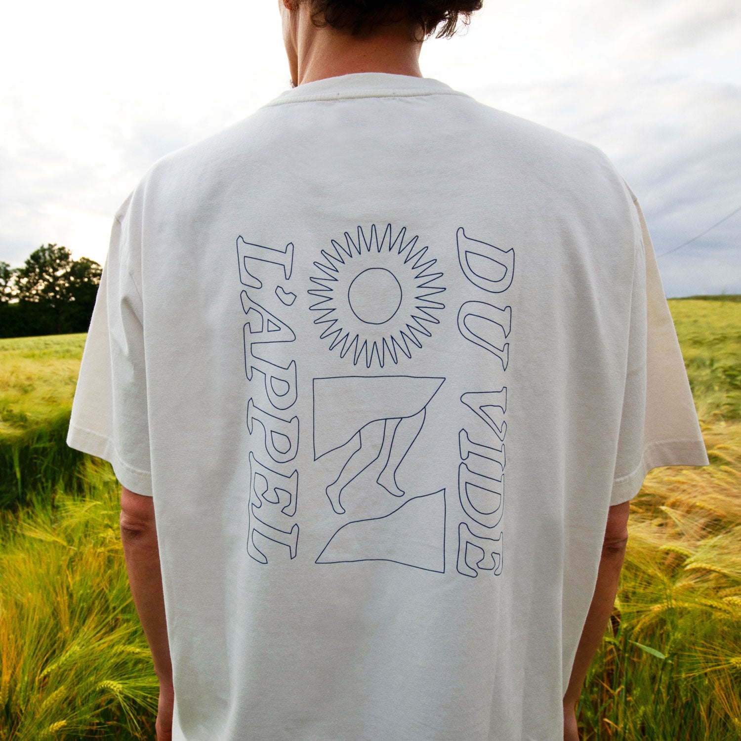 L'appel Du Vide T-shirt (Allysum)