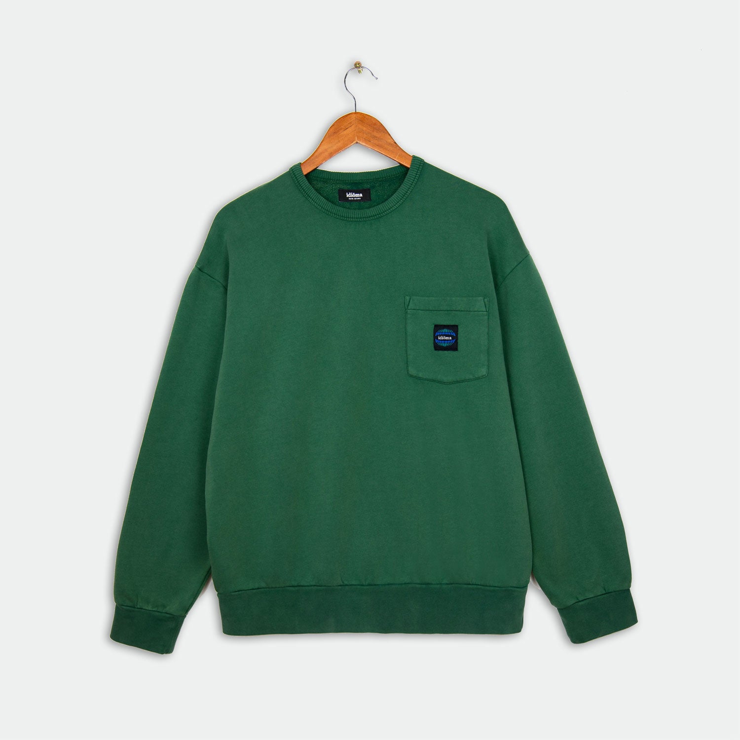 Globe Pocket Sweatshirt (Forest)