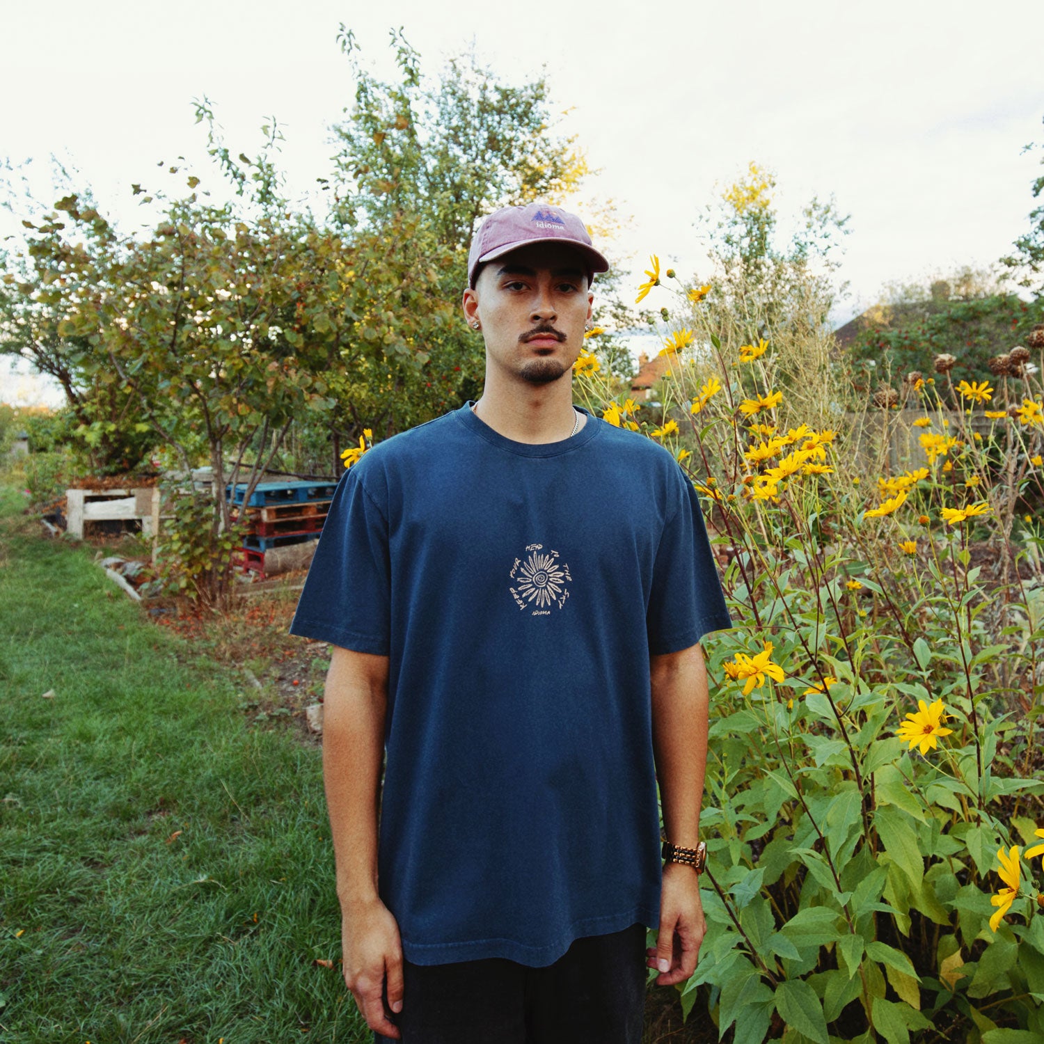 Girasol T-shirt (India Ink)