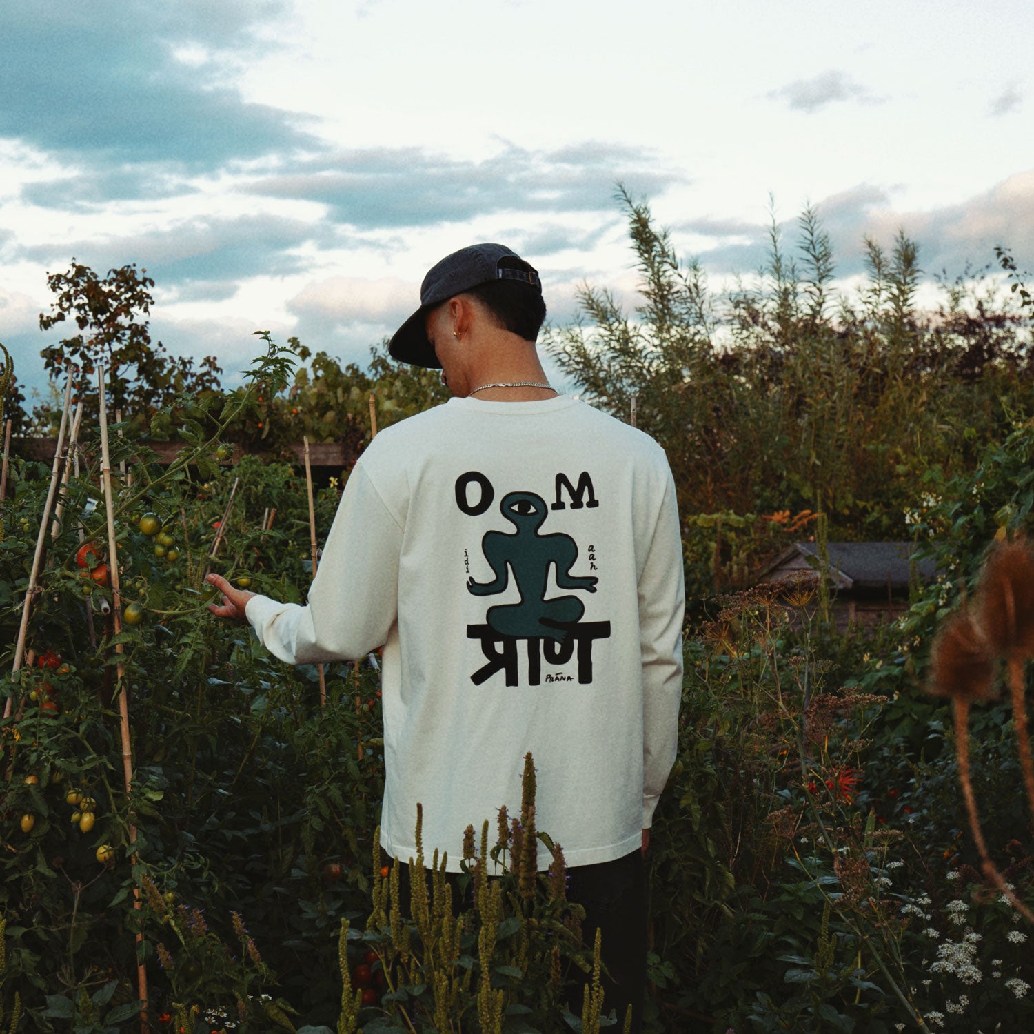 OM T-shirt (Long Sleeve)